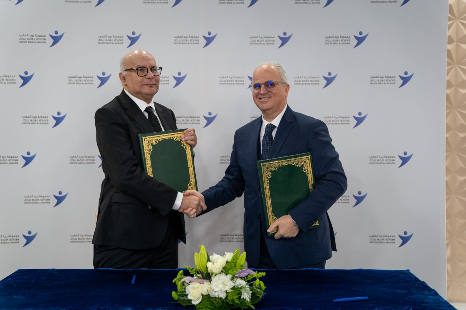 Amin Benjelloun Touimi et Omar Seghrouchni lors de la signature de l’accord